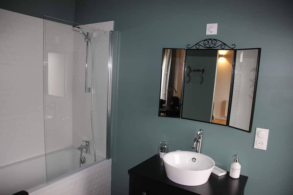Chambre Lin avec parking privé gratuit in Beaurevoir, Aisne