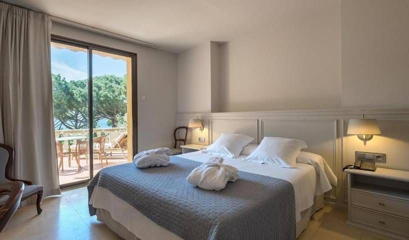 Hôtel pour 2 personnes, avec jardin et piscine ainsi que sauna et jacuzzi, animaux acceptés à S'Agaró - 4