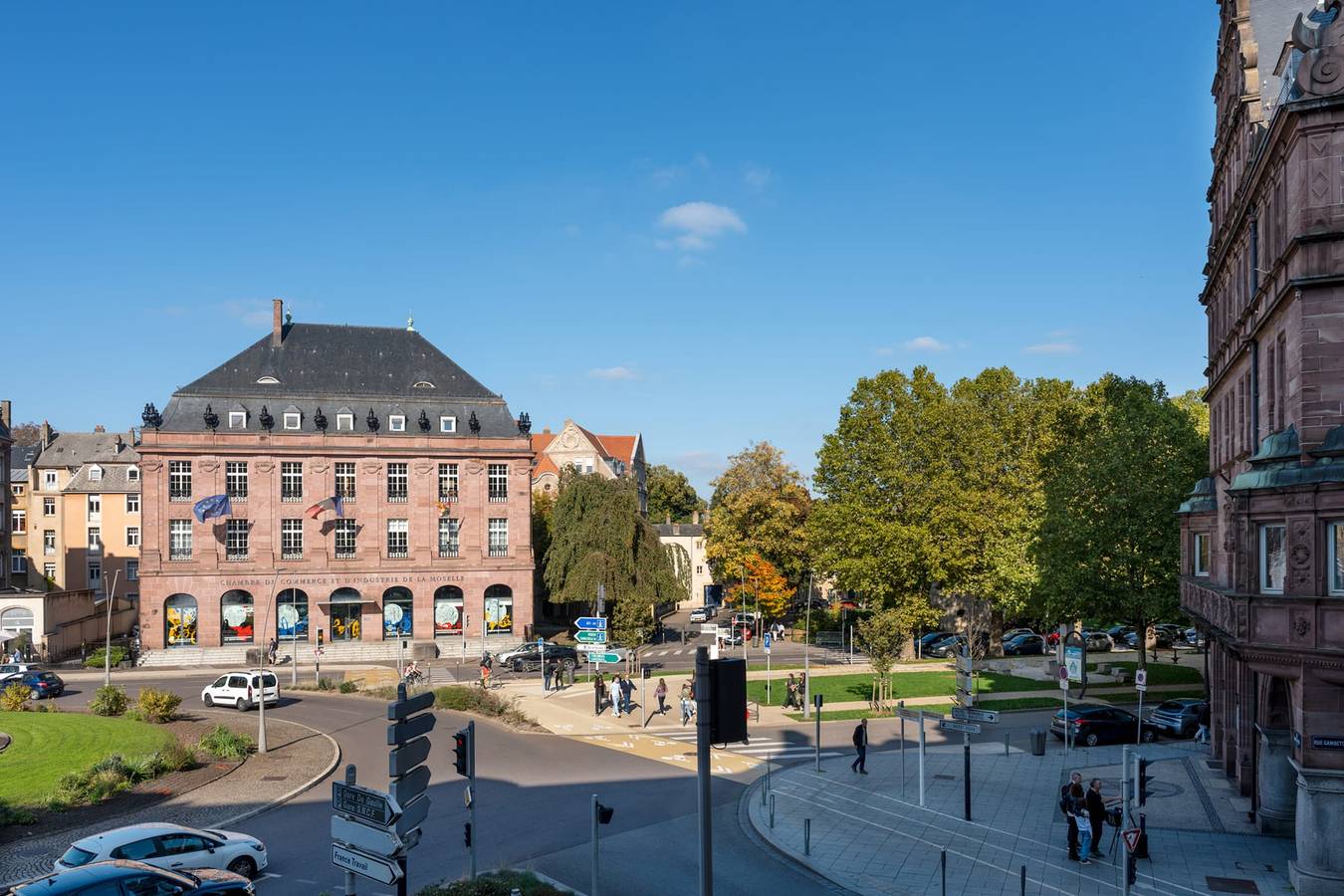 Appartement entier, Mondon 3 arcades 3 chambres 2 douches jusqu'à 8 P in Metz, Metz-Campagne