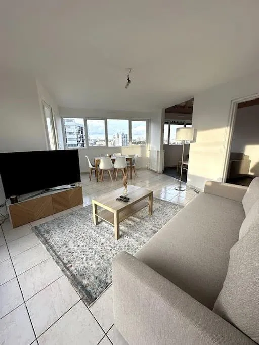 Apartamento de vacaciones para 8 personas, con vistas además de terraza y vistas al lago, Se admiten mascotas - 1