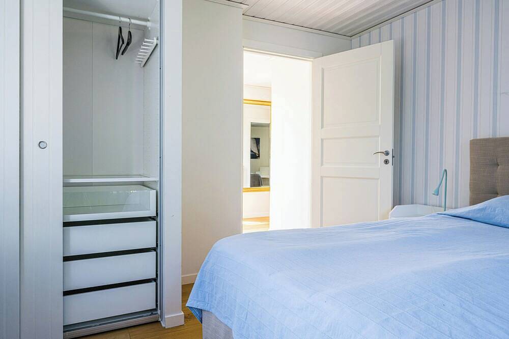 Modernes Ferienhaus mit Aussicht und eigenem Boot auf Aspö in Karlskrona, Schwedische Ostsee