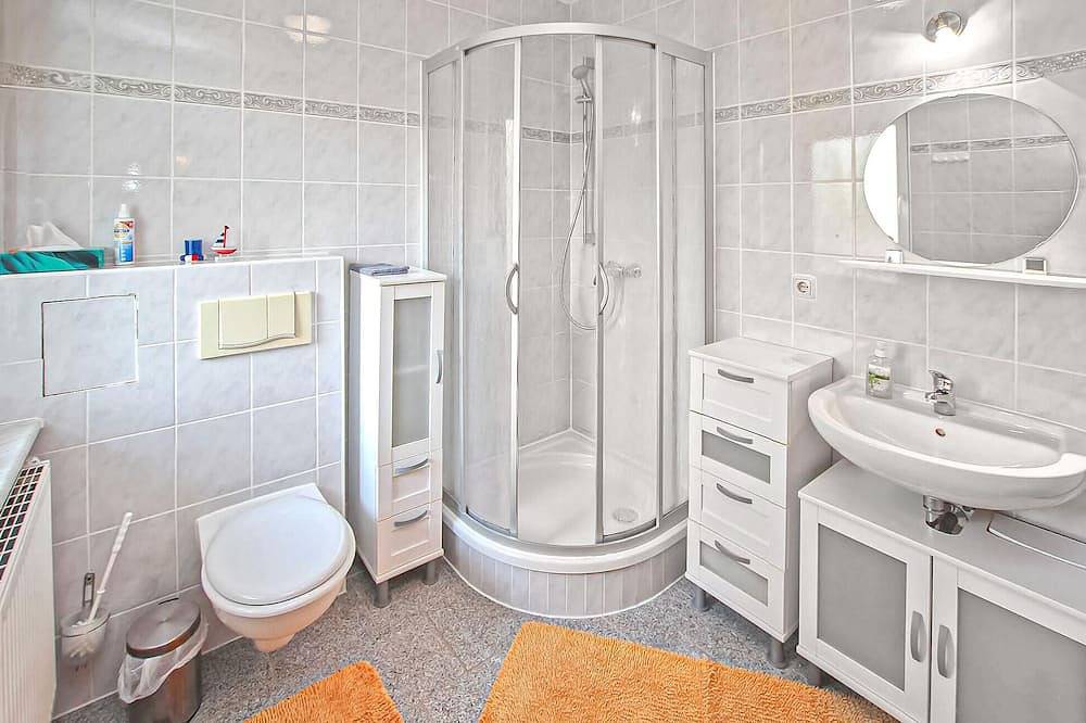 Schönes Haus in Verchen mit Küche in Verchen, Kummerower See