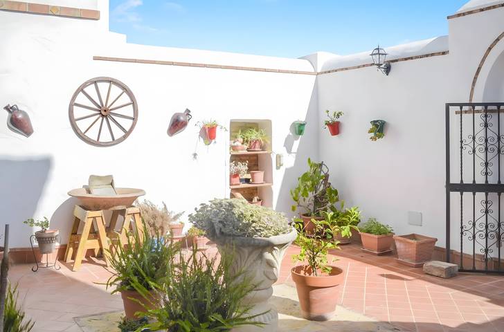Appartement entier, Appartement 'El Pino' avec piscine partagée, climatisation et Wi-Fi in Barbate, Costa de la Luz