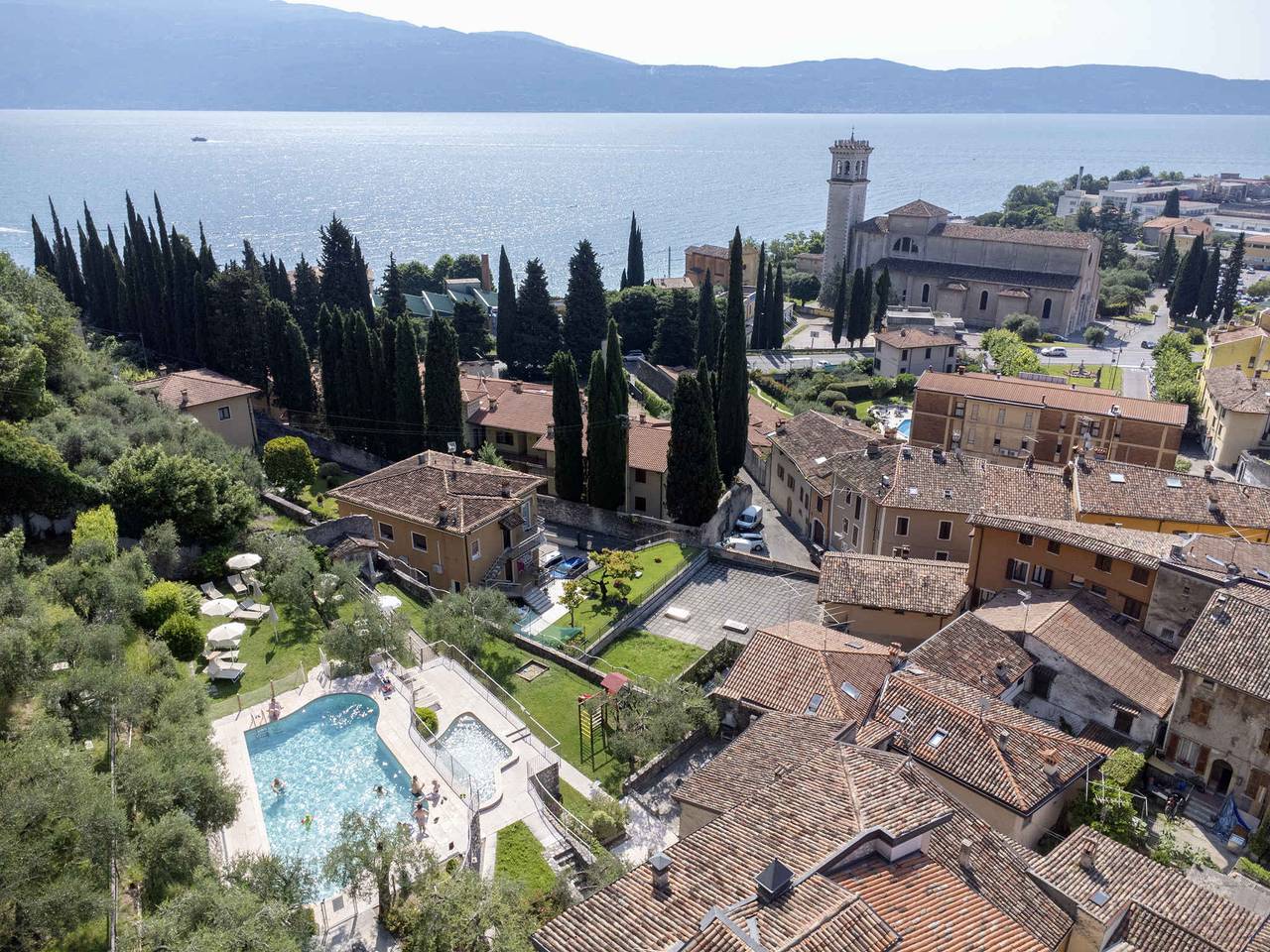 Ganze Ferienwohnung, Ferienwohnung mit Klimaanlage, Wlan und Pool  in Maderno, Toscolano-Maderno