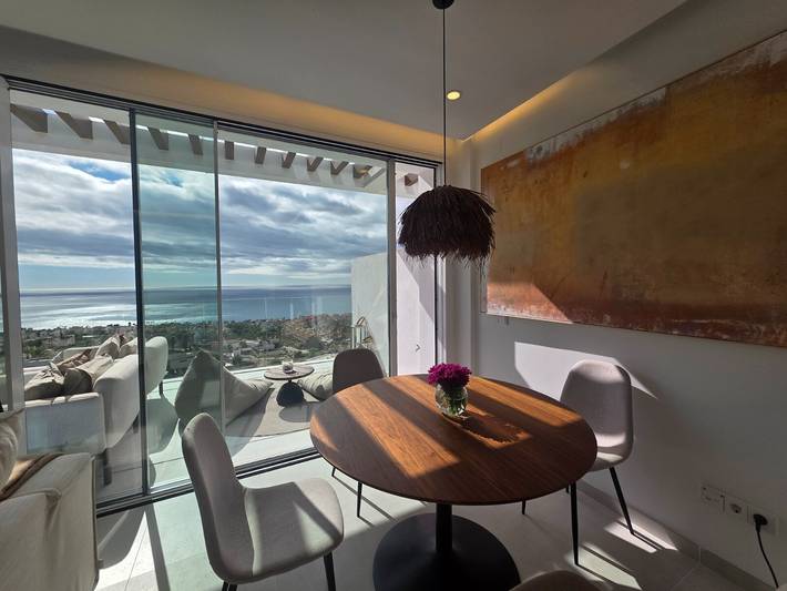 Apartamento entero, Lujoso apartamento con vistas al mar in Playa de La Alcaidesa, La Línea de la Concepción