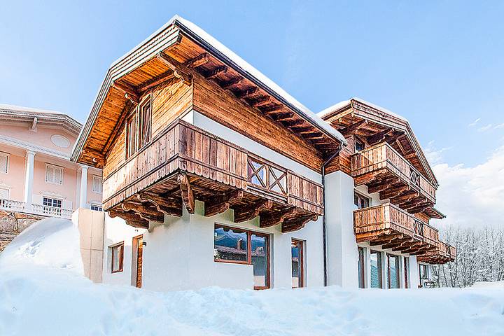 Ferienhaus für 14 Personen, mit Sauna und Balkon sowie Ausblick in Mittersill