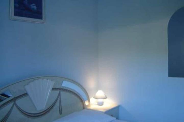 Ganze Wohnung, Two Bedroom Apartment with Sea View and Terrace in Ston, Dubrovnik-Neretva