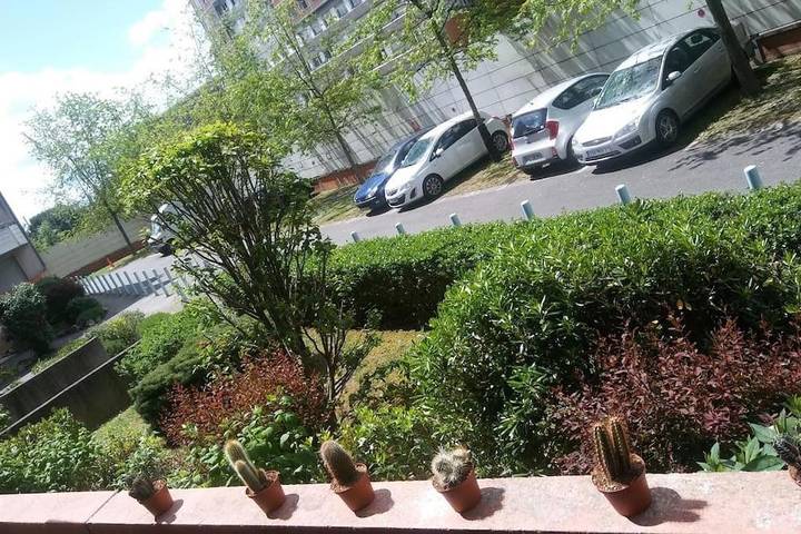 Gîte pour 4 personnes, avec Balcon ainsi que Terrasse et Jardin dans Gare De Toulouse Saint Cyprien Arenes