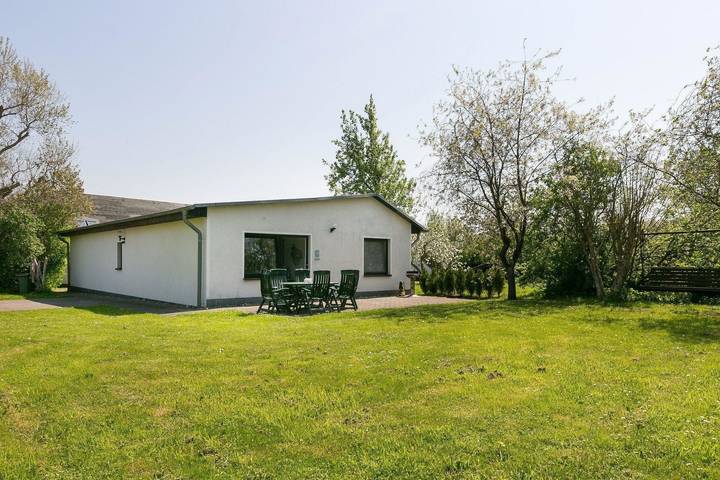 Ferienwohnung für 6 Personen, mit Terrasse und Garten in Parchtitz - 2
