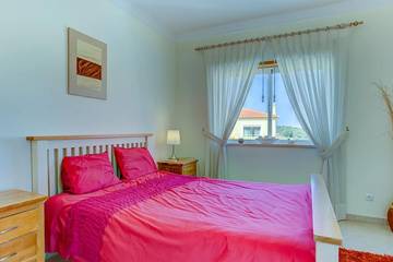 Villa for 4 People in Portimão, Faro District, Photo 3