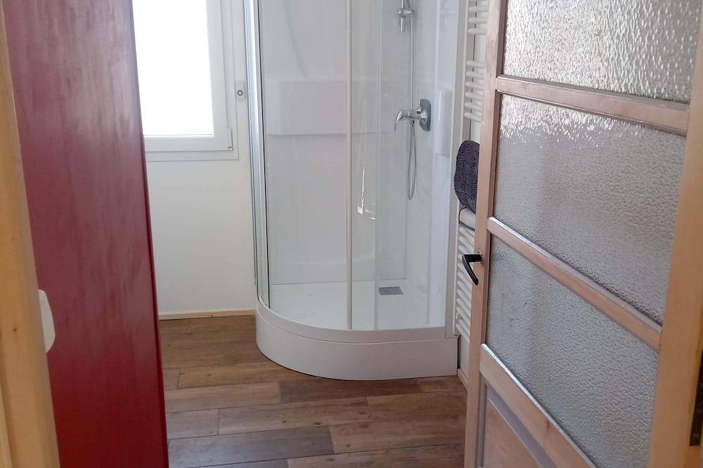 Appartement entier, Sainte Julitte 6 personnes in La Rixouse, Parc naturel régional du Haut-Jura