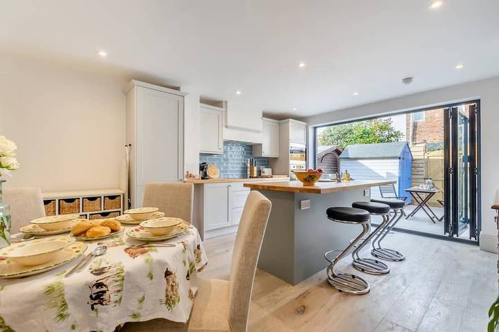 Log cabin for 4 people in Eastbourne