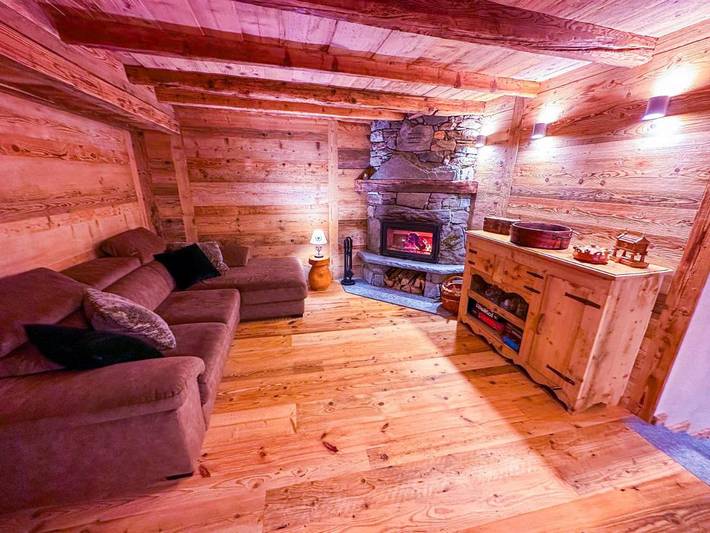 Gîte pour 6 personnes, avec jardin à Ayas - 2