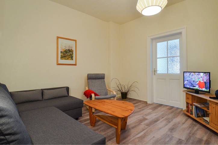 Ganze Ferienwohnung, Ferienwohnung Hilbrecht - Fewo mit, 2 Schlafr., 1 Wohnr., Küche, Du+Wc, 87m²,4 P., 1.E in Arnstadt, Thüringer Kernland
