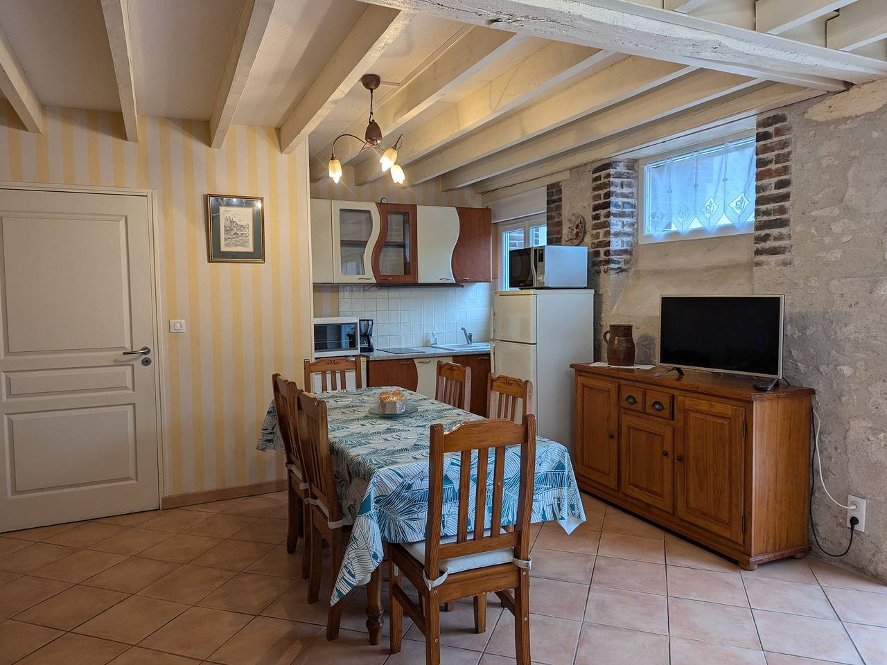 Gîte lumineux au cœur d'Épieds-en-Beauce, proche Orléans - Tout confort, animaux acceptés in Épieds-en-Beauce, Vallée de la Loire