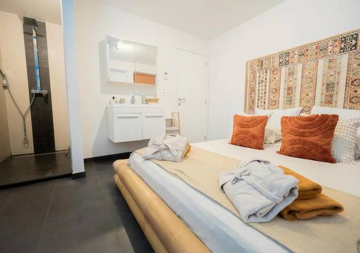 Location de vacances pour 8 personnes, avec terrasse, adapté aux familles à Leeuw-Saint-Pierre - 4