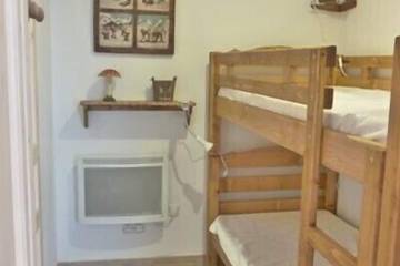 Appartement De Vacances pour 8 Personnes dans Laveissière, Région de Saint-Flour, Photo 3