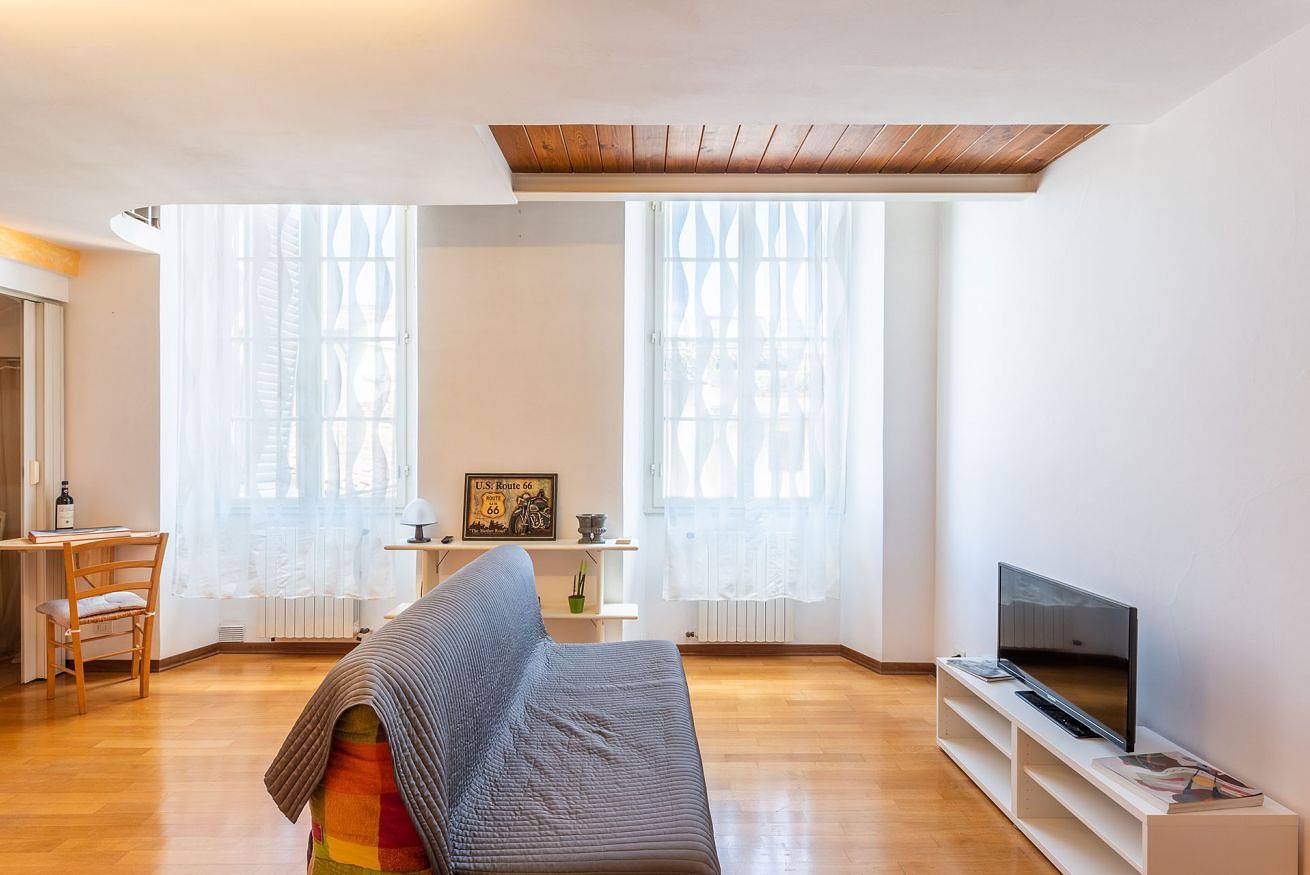 Entire apartment, Cavourotto Terrace by Mmega in Florence city center, Florence