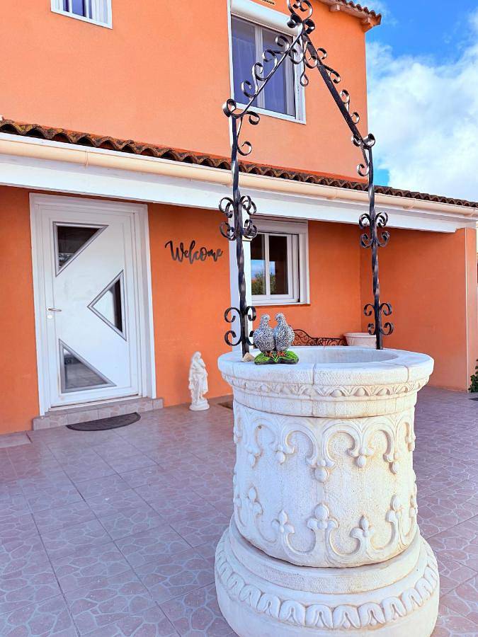 Chalet para 14 personas, con piscina - 1