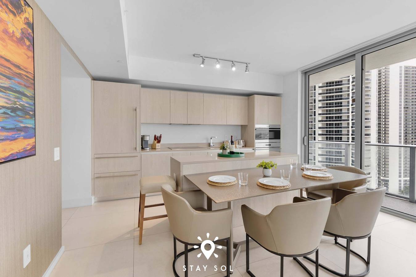 Apartamento entero, Oceanview Resort Stylish 2Br Balcony Bliss in Hollywood Beach (FL), Hallandale Beach