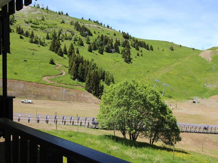 Gîte pour 6 personnes, avec balcon dans Office De Tourisme D Auris En Oisans - 2