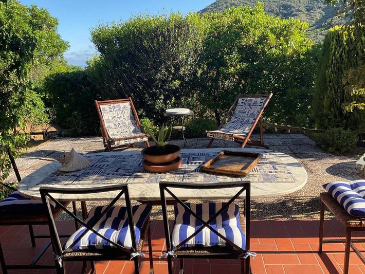 Casa vacanza per 5 persone, con Terrazza e Giardino nonché Panorama a Nisporto