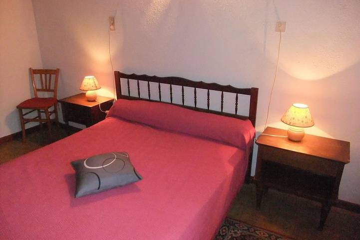 Gîte pour 4 personnes, avec jardin à Saint-Bresson - 4