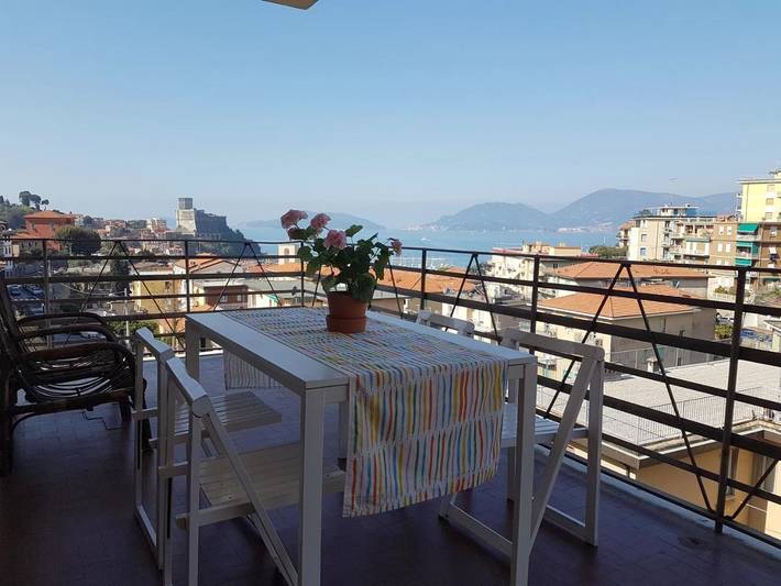 Ferienwohnung für 5 Personen, mit Terrasse und Ausblick, mit Haustier in Lerici - 4