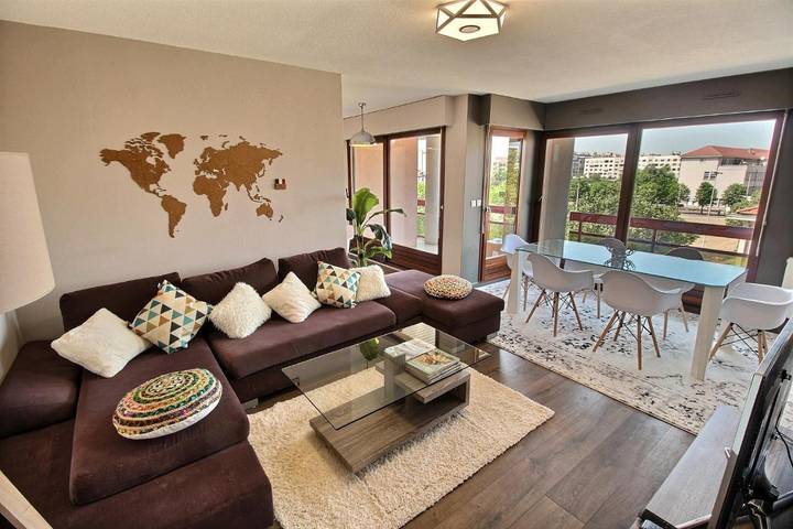 Appartement de vacances pour 4 personnes, avec Balcon ainsi que Terrasse et Vue
