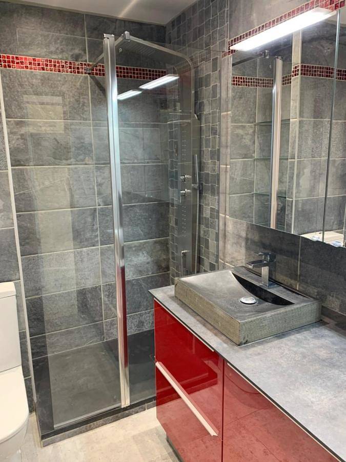 Gîte pour 2 personnes, avec terrasse et vue dans Plage Des Pesquiers Hyeres - 2