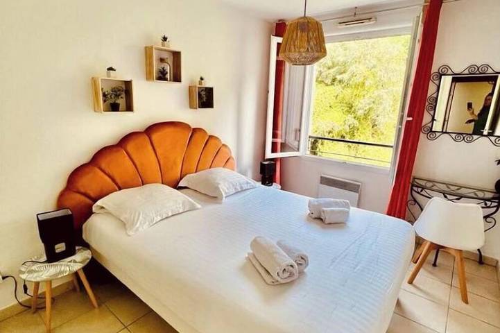 Gîte pour 6 personnes, avec balcon à Caluire-et-Cuire - 2