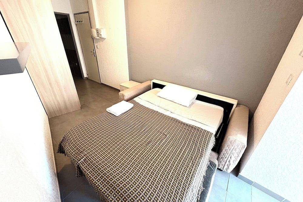 Appartamento intero, Apartment sleeps 2 Corte center in Corte Francia, Parco naturale regionale della Corsica