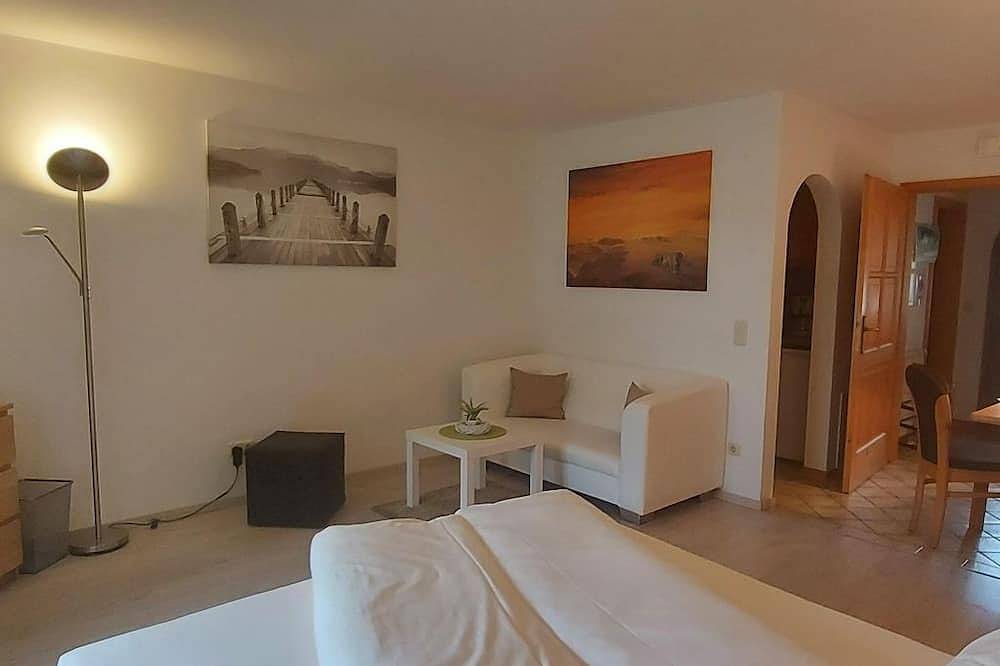 Ganze Wohnung, \"Julio I\" - Fewo/Wohn-Schlafraum/Dusche, Wc - Romeo-Julio, Ferienwohnungen in Mittenwald, Bayerische Alpen