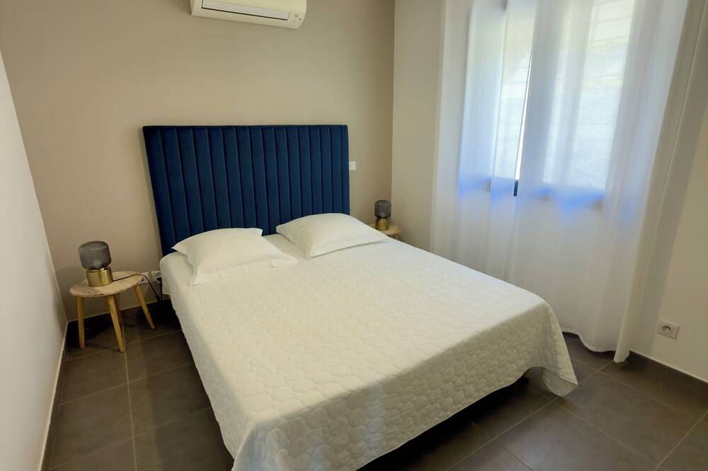 Komfortable Villa mit beheiztem Pool und Spa zwischen Meer und Bergen in Aléria, Corte und Umgebung