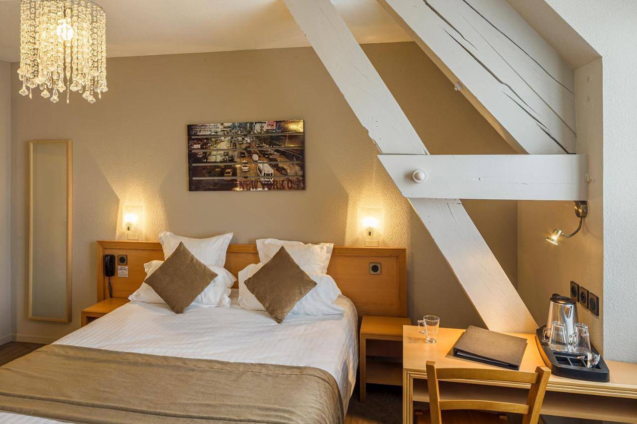 Hôtel Le Vouglans - Restaurant La Valouse in Orgelet, Jura Francais