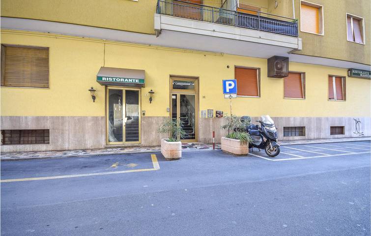 Gîte pour 3 personnes, avec terrasse, adapté aux familles à Loano - 2