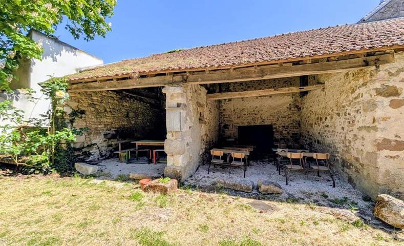 Location de vacances pour 14 personnes à Lussac-les-Églises - 4