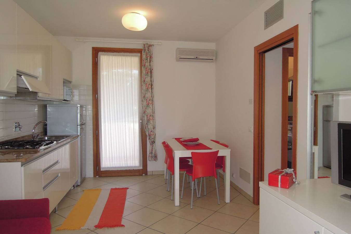 Hel semesterlägenhet, Villaggio Tulipano - Tulipano 023_1P_C** in Bibione, Venedig provins