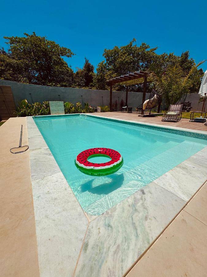 Casas e apartamentos de temporada para 20 pessoas, com piscina em Beberibe