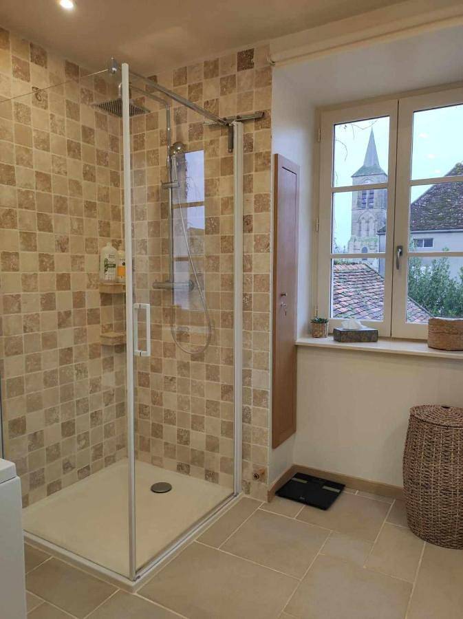 Location de vacances pour 6 personnes, avec jardin à Pontaubert - 3