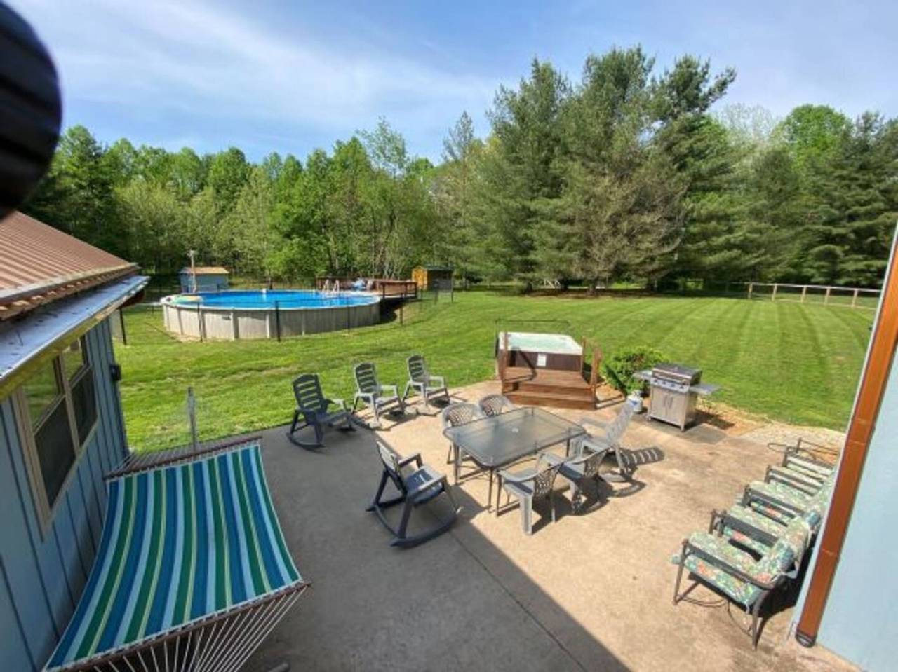 Private Retreat w/ Pool, Hot Tub and Dining Hall in Monroe County (IN)
