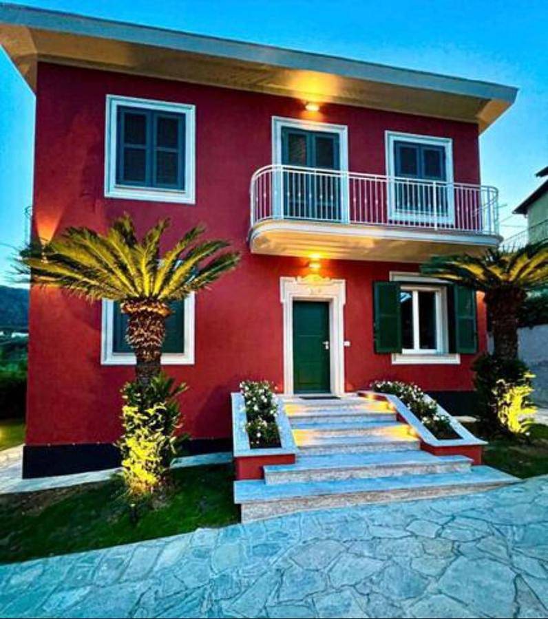 Elegante Villa Giardino + Posteggio privato in Santa Margherita, Santa Margherita Ligure