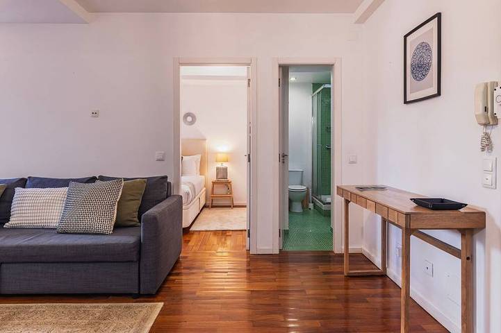 Ganze Wohnung, Central Sunny Terrace in Entrecampos by Lovelystay in Lissabon, Costa de Lisboa