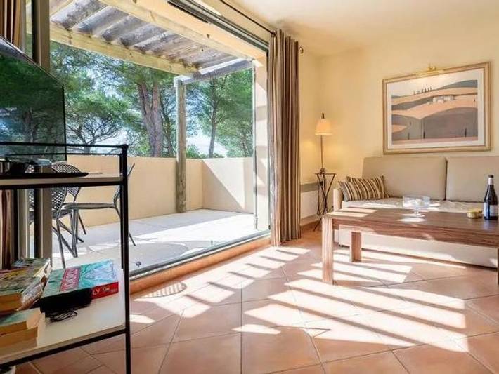 Ferienwohnung für 6 Personen, mit Kinderpool in Saumane-de-Vaucluse