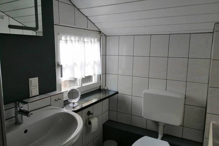 Ferienwohnung für 3 Personen, mit Balkon in Klingenmünster - 4