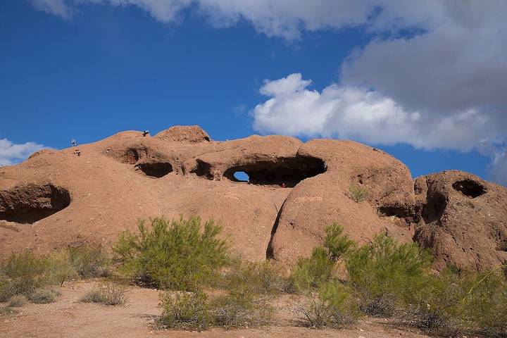 Vacation rental for 2 people, with balcony and hot tub as well as pool, with pets in Scottsdale