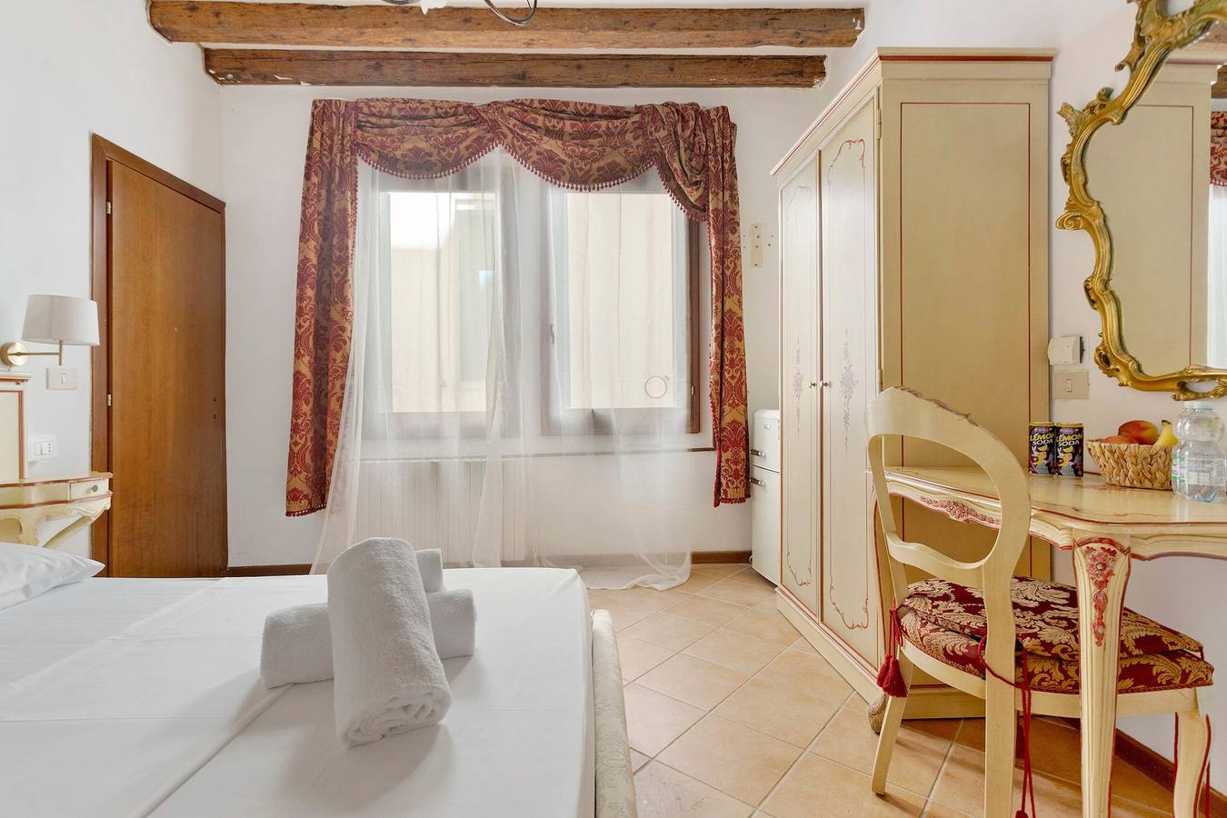 Apartamento entero, Apartamento 'Rialto Rooms' con Wi-Fi y aire acondicionado in Venecia, Laguna di Venezia