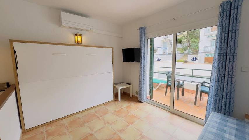 Studio für 2 Personen, mit Terrasse