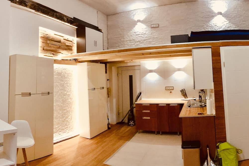 Entire apartment, Apartment with gallery in central location, Wiesbaden in Wiesbaden, Rheingau