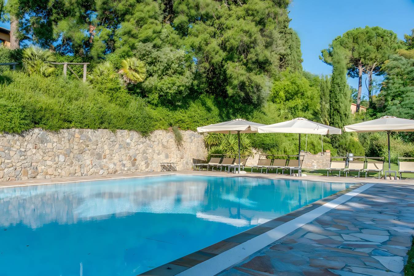 Appartamento intero, Appartamento 'Domani È Festa' con piscina condivisa, Wi-Fi e aria condizionata in San Miniato, Pisa e dintorni